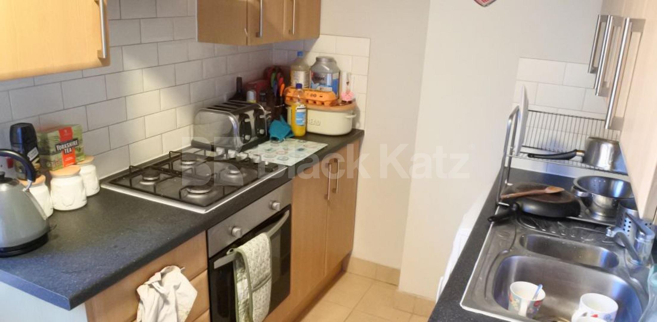 			Fantatstic new instruction, 1 Bedroom, 1 bath, 1 reception Flat			 High Street, Hornsey