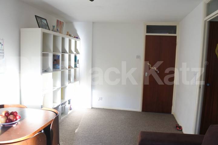 			1 Bedroom, 1 bath, 1 reception Flat			 Cambridge Gardens, MUSWELL HILL N10