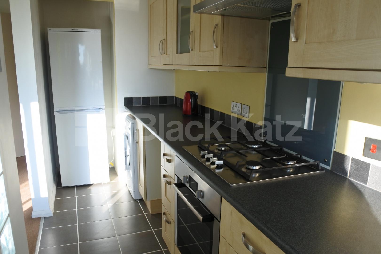 			1 Bedroom, 1 bath, 1 reception Flat			 The Sandlings, Wood Green