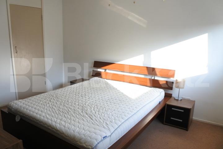			1 Bedroom, 1 bath, 1 reception Flat			 The Sandlings, Wood Green