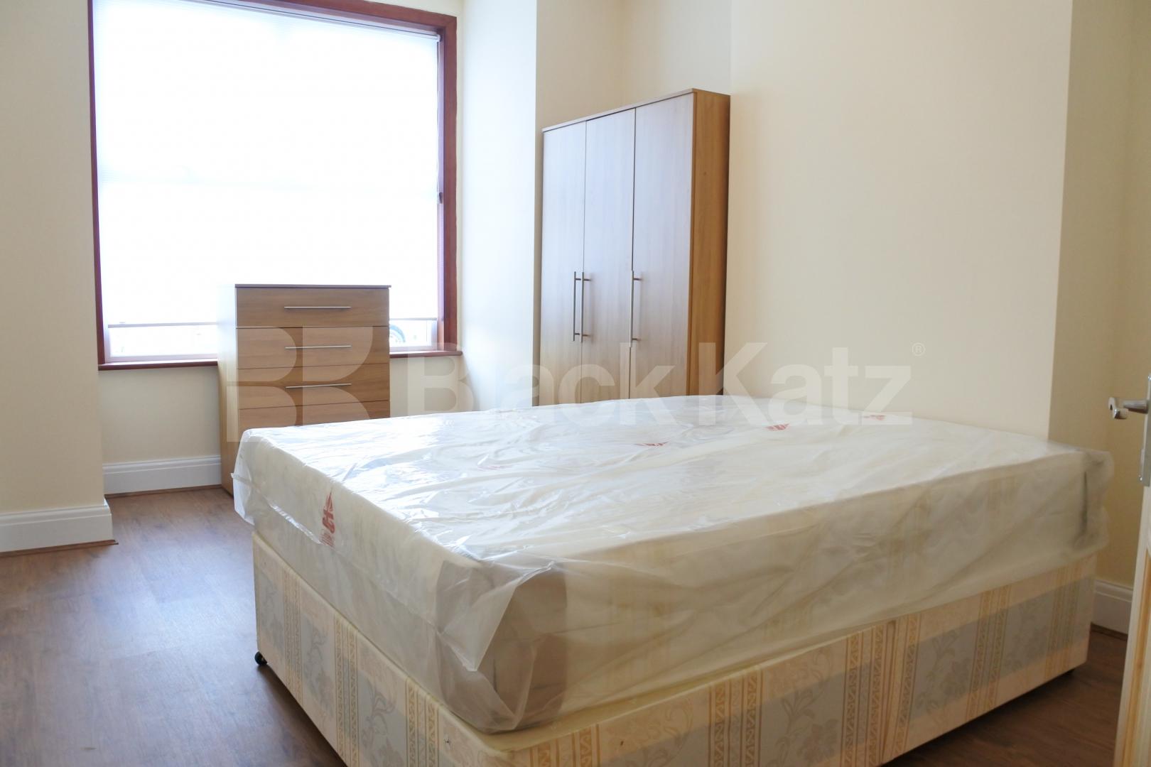 			2 Bedroom, 1 bath, 1 reception Flat			 Lesley road, East Finchley