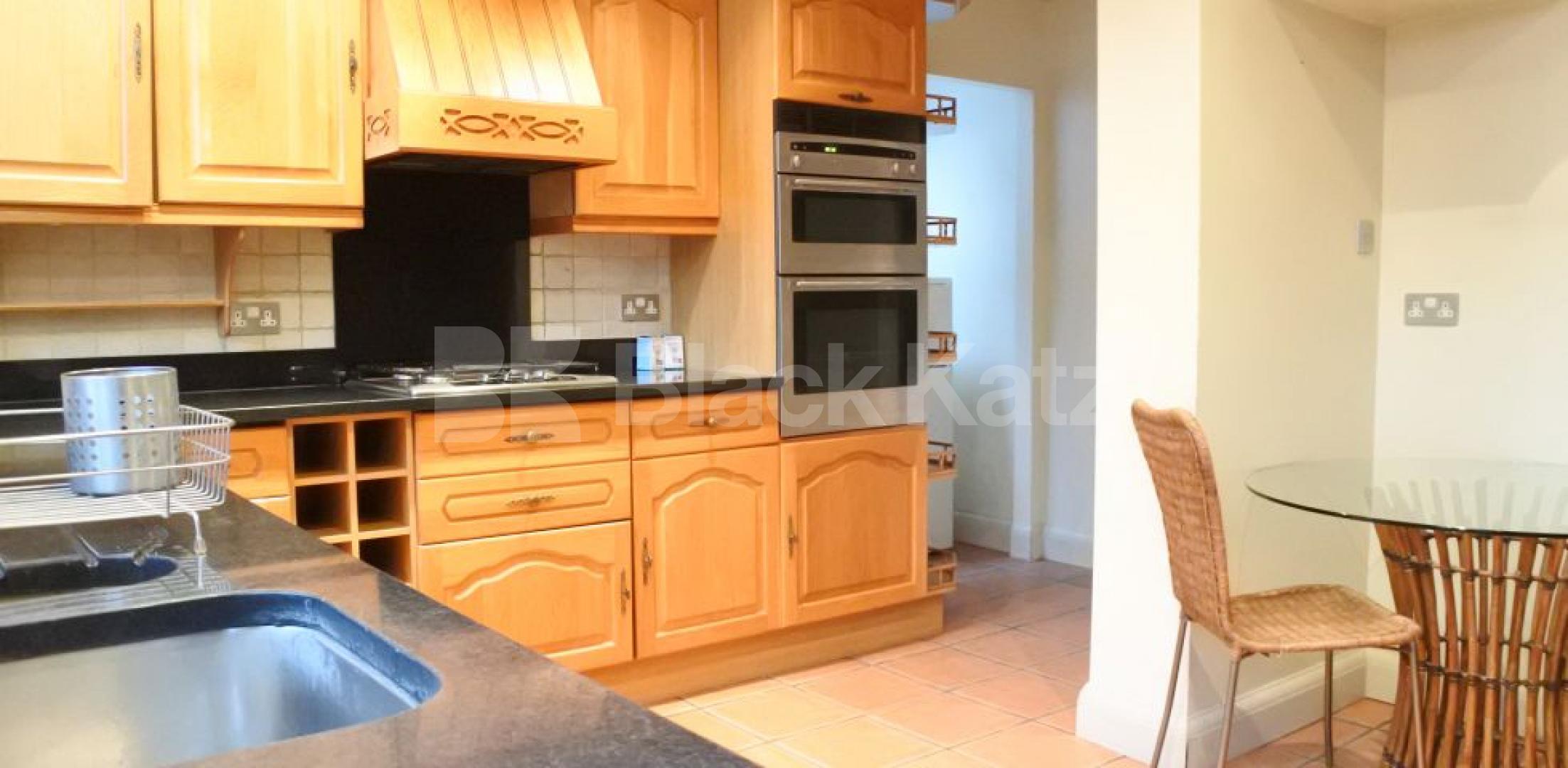 			NEW INSTRUCTION!, 4 Bedroom, 1 bath, 1 reception House			 Chandos Road, East Finchley