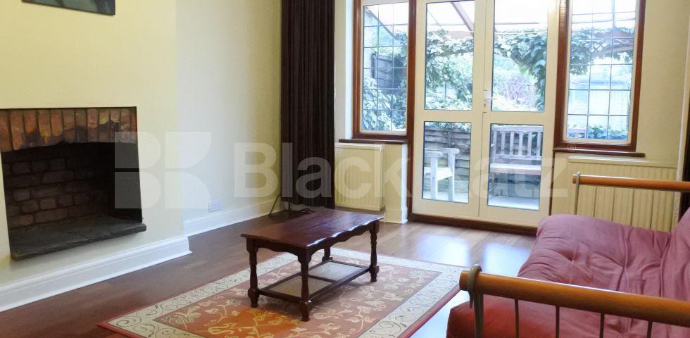 			NEW INSTRUCTION!, 4 Bedroom, 1 bath, 1 reception House			 Chandos Road, East Finchley