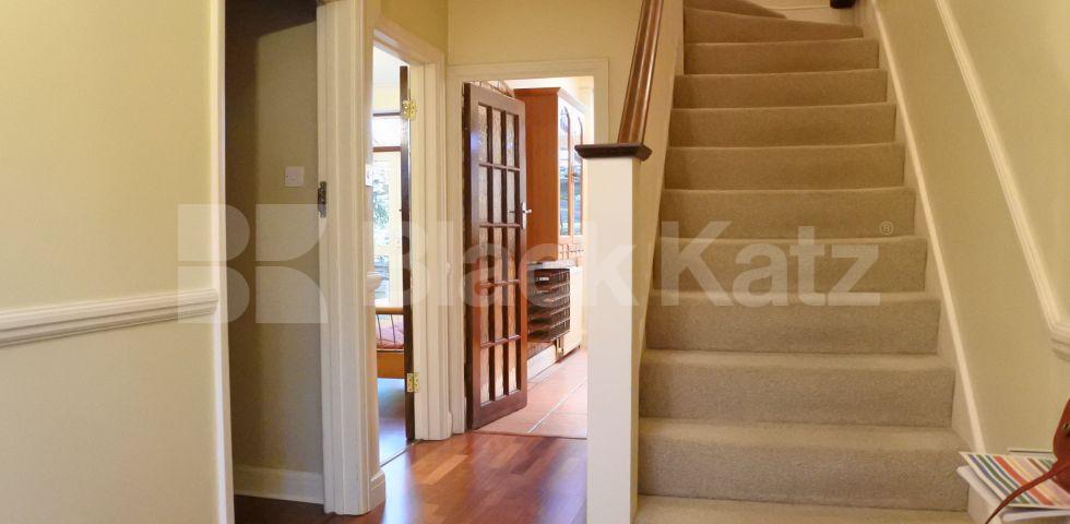 			NEW INSTRUCTION!, 4 Bedroom, 1 bath, 1 reception House			 Chandos Road, East Finchley