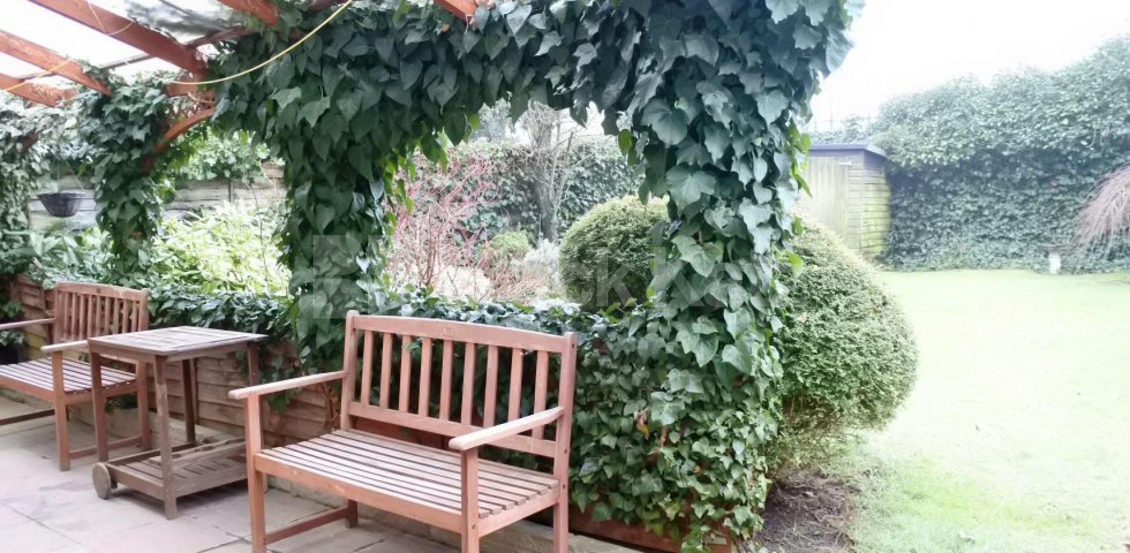 			NEW INSTRUCTION!, 4 Bedroom, 1 bath, 1 reception House			 Chandos Road, East Finchley