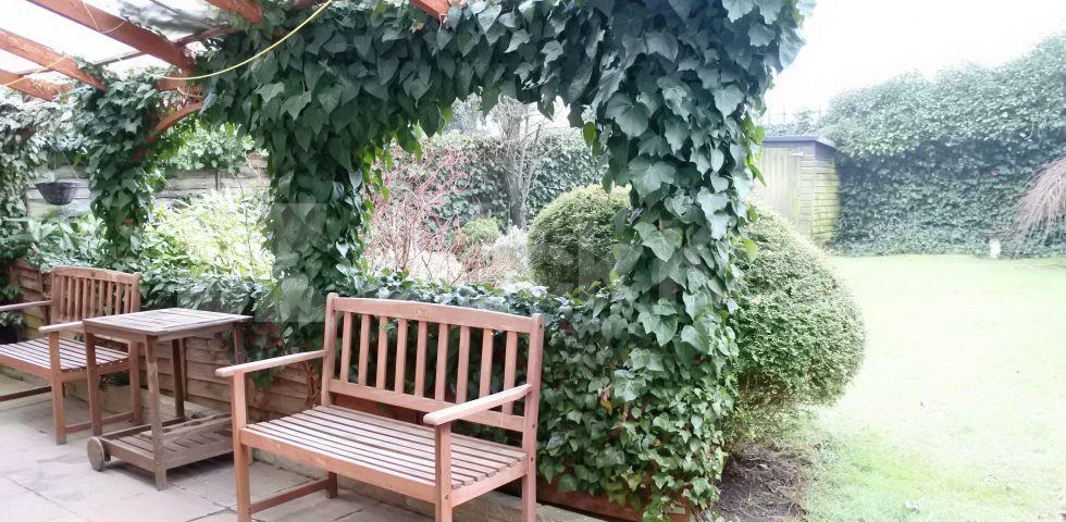 			NEW INSTRUCTION!, 4 Bedroom, 1 bath, 1 reception House			 Chandos Road, East Finchley