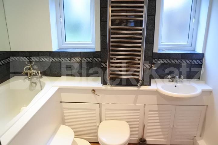 			NEW INSTRUCTION!, 3 Bedroom, 1 bath, 1 reception Ground Floor Flat			 Boyton Close , Hornsey