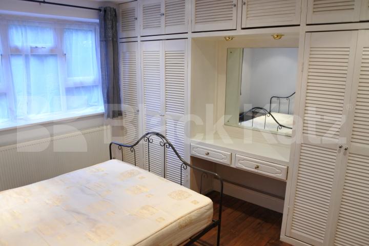 			NEW INSTRUCTION!, 3 Bedroom, 1 bath, 1 reception Ground Floor Flat			 Boyton Close , Hornsey