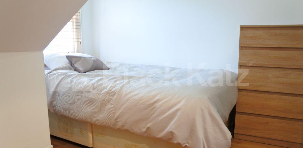 			Bills Included ! ! !, 1 Bedroom, 1 bath, 1 reception Flat			 Hillfield Avenue, Crouch End