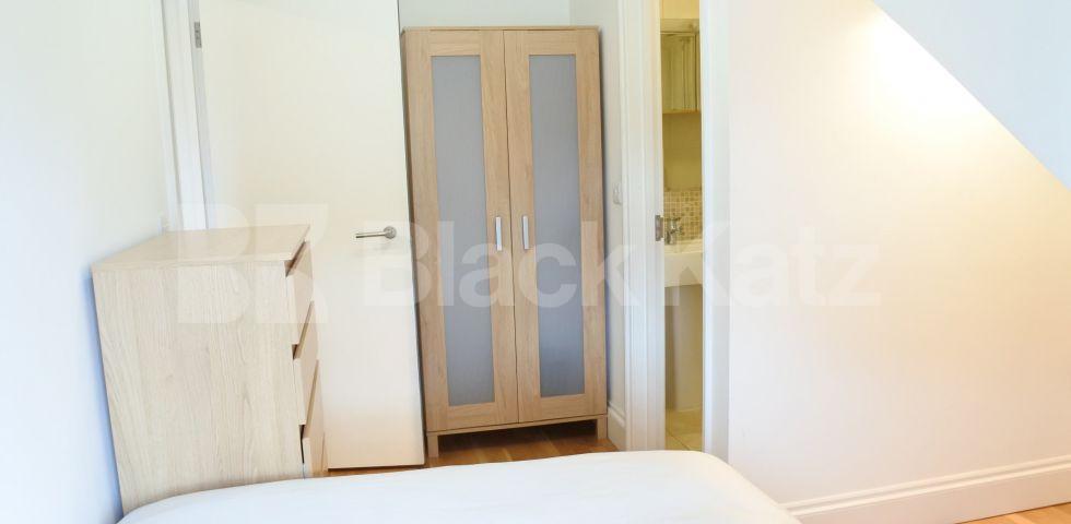 			Bills Included ! ! !, 1 Bedroom, 1 bath, 1 reception Flat			 Hillfield Avenue, Crouch End