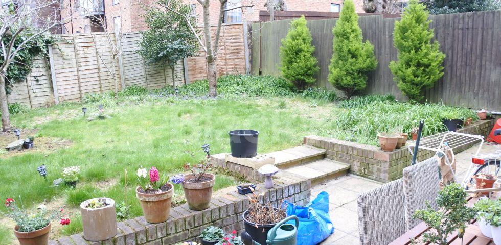 			ALL BILLS INCLUDED ! ! !, 1 Bedroom, 1 bath, 1 reception Flat			 Elm Grove, Crouch End