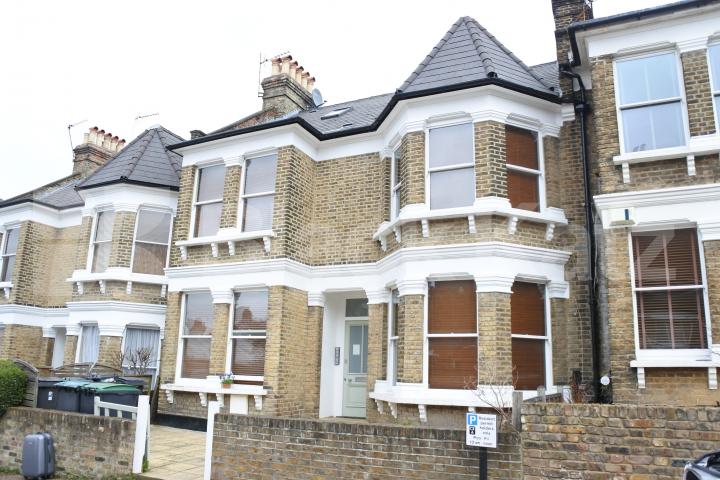 			1 Bedroom, 1 bath, 1 reception Flat			 Elm Grove, CROUCH END