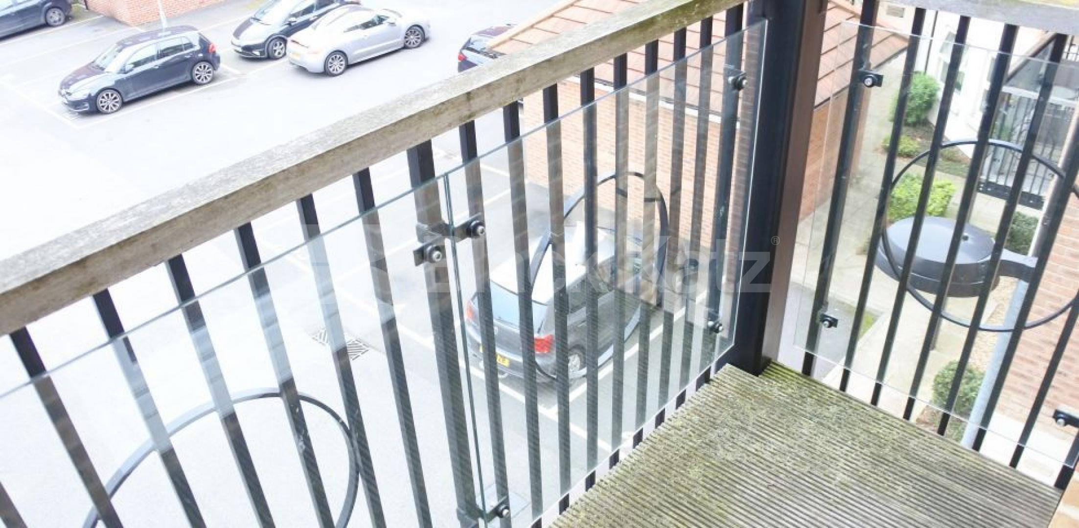 			NEW INSTRUCTION!, 2 Bedroom, 1 bath, 1 reception Apartment			 Gilson Place , Muswell Hill