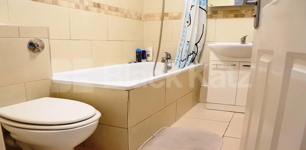 			Great One Bed !, 1 Bedroom, 1 bath, 1 reception Flat			 Turnpike Lane, Turnpike Lane