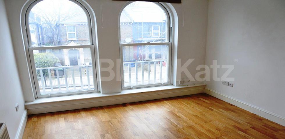 			Great One Bed !, 1 Bedroom, 1 bath, 1 reception Flat			 Turnpike Lane, Turnpike Lane