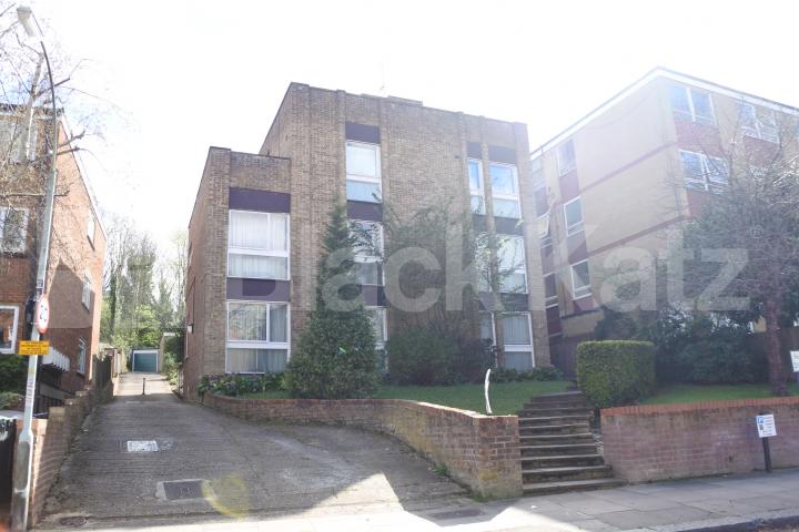			Amazing flat with large roof terrace!!!, 1 Bedroom, 1 bath, 1 reception Flat			 Avenue Road, Highgate