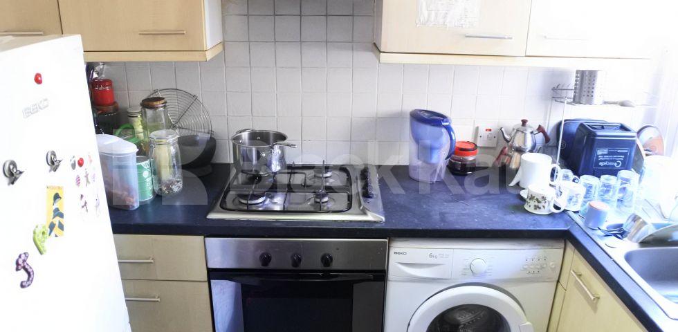 			NEW INSTRUCTION!, 2 Bedroom, 1 bath, 1 reception Flat			 Harvey Road, CROUCH END