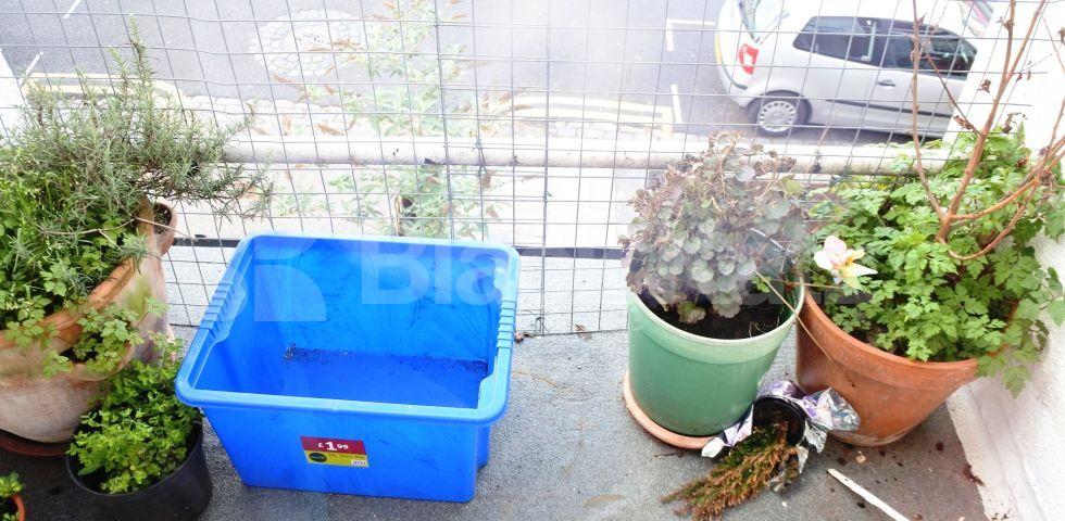 			NEW INSTRUCTION!, 2 Bedroom, 1 bath, 1 reception Flat			 Harvey Road, CROUCH END