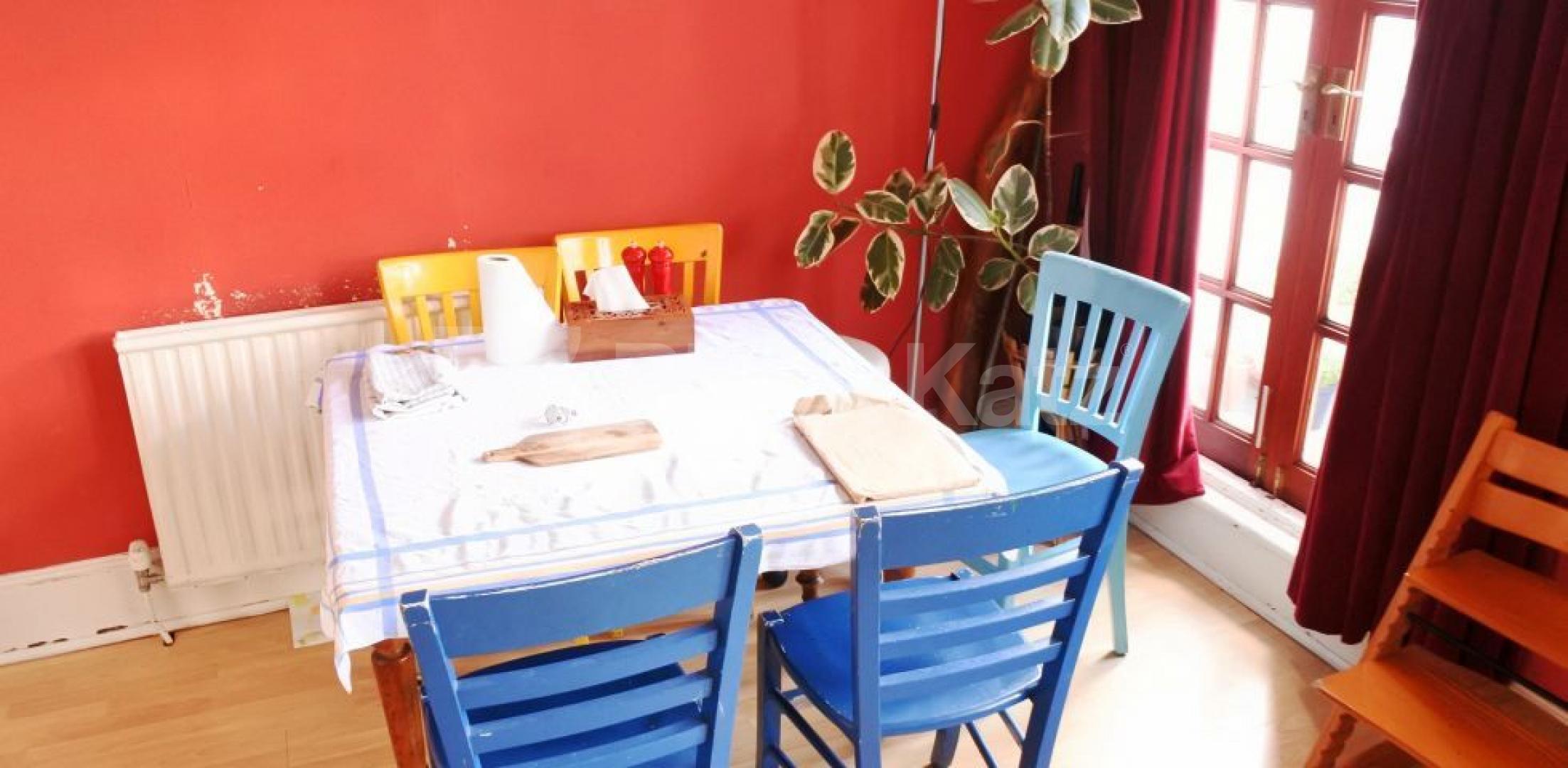 			NEW INSTRUCTION!, 2 Bedroom, 1 bath, 1 reception Flat			 Harvey Road, CROUCH END