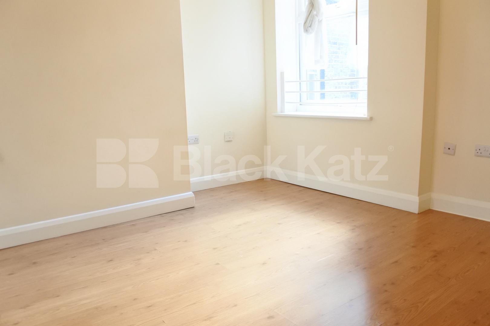 			Studio Apartment, 1 bath, 1 reception Flat			 Hornsey High street, Hornsey
