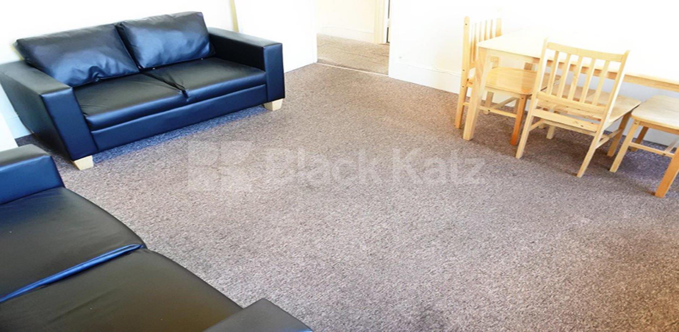 			NEW INSTRUCTION!, 2 Bedroom, 1 bath, 1 reception Flat			 Topsfield Parade, Crouch End