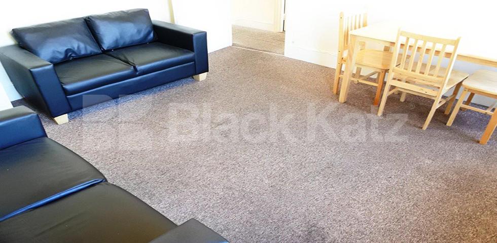 			NEW INSTRUCTION!, 2 Bedroom, 1 bath, 1 reception Flat			 Topsfield Parade, Crouch End