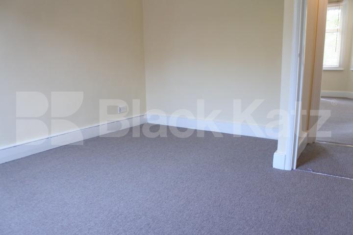 			NEW INSTRUCTION!, 2 Bedroom, 1 bath, 1 reception Flat			 Wightman Road, HORNSEY HARRINGAY