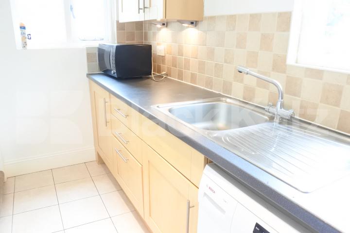 			1 Bedroom, 1 bath, 1 reception Flat			 Elm Grove, CROUCH END