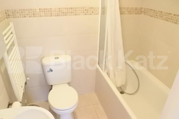 			1 Bedroom, 1 bath, 1 reception Flat			 Elm Grove, CROUCH END