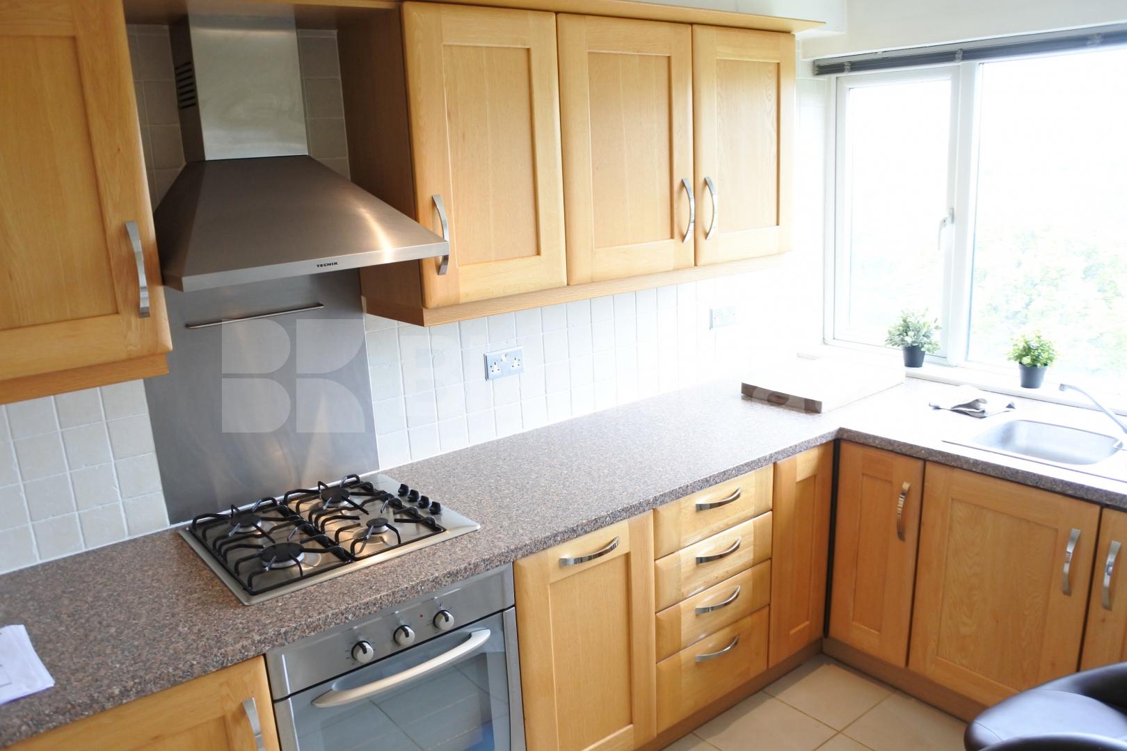 			1 Bedroom, 1 bath, 1 reception Flat			 Shepherds Hill, Highgate