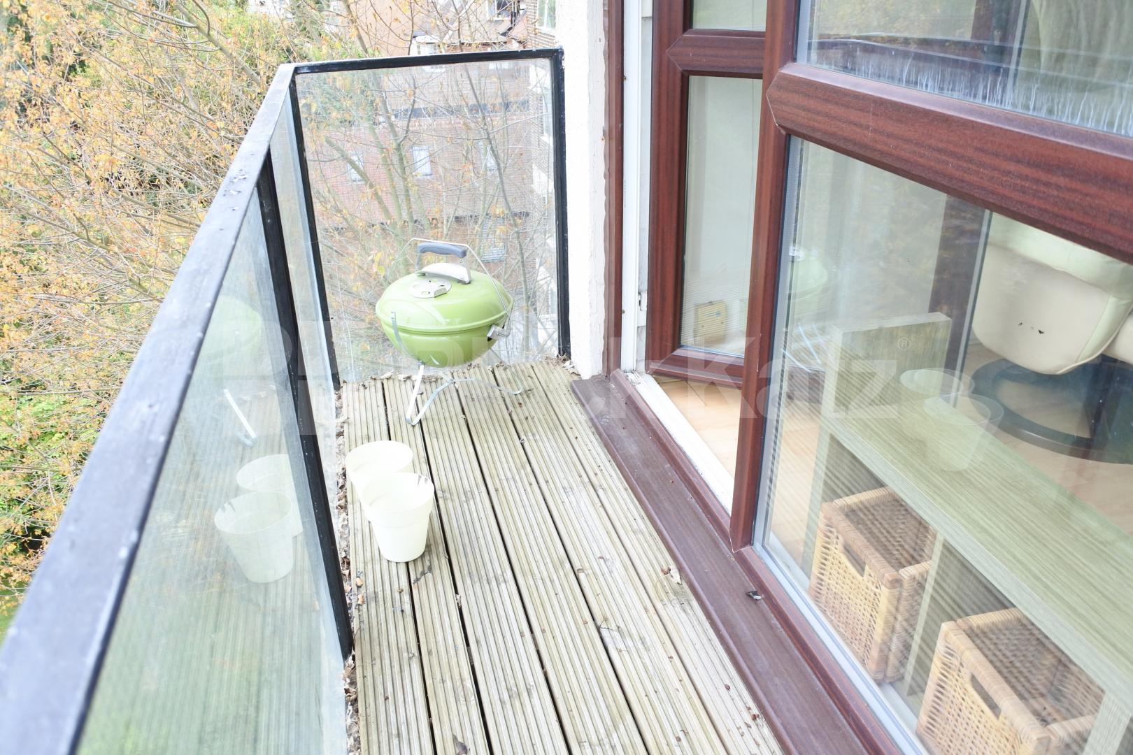 			1 Bedroom, 1 bath, 1 reception Flat			 Shepherds Hill, Highgate