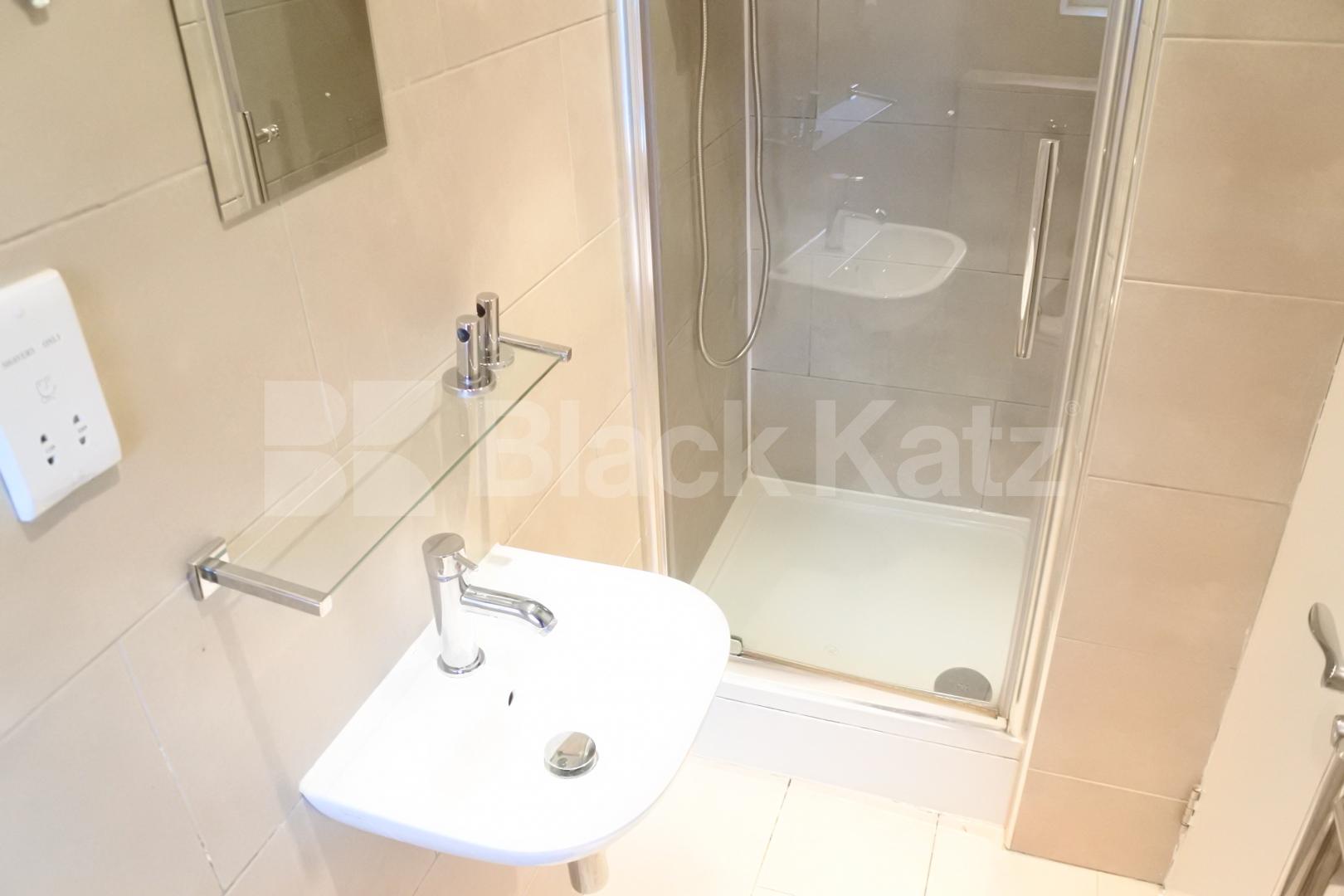 			Studio Apartment, 1 bath, 1 reception Studio			 Hornsey High Street, Hornsey