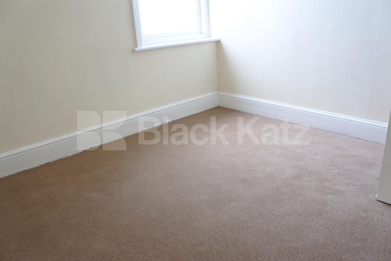 			3 Bedroom, 1 bath, 1 reception Flat			 Lordship Lane, Wood Green