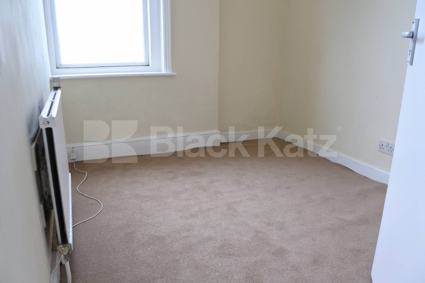 			3 Bedroom, 1 bath, 1 reception Flat			 Lordship Lane, Wood Green