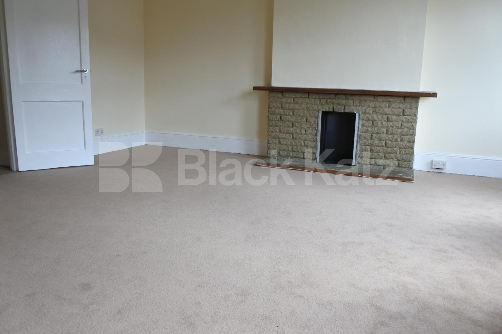 			3 Bedroom, 1 bath, 1 reception Flat			 Lordship Lane, Wood Green