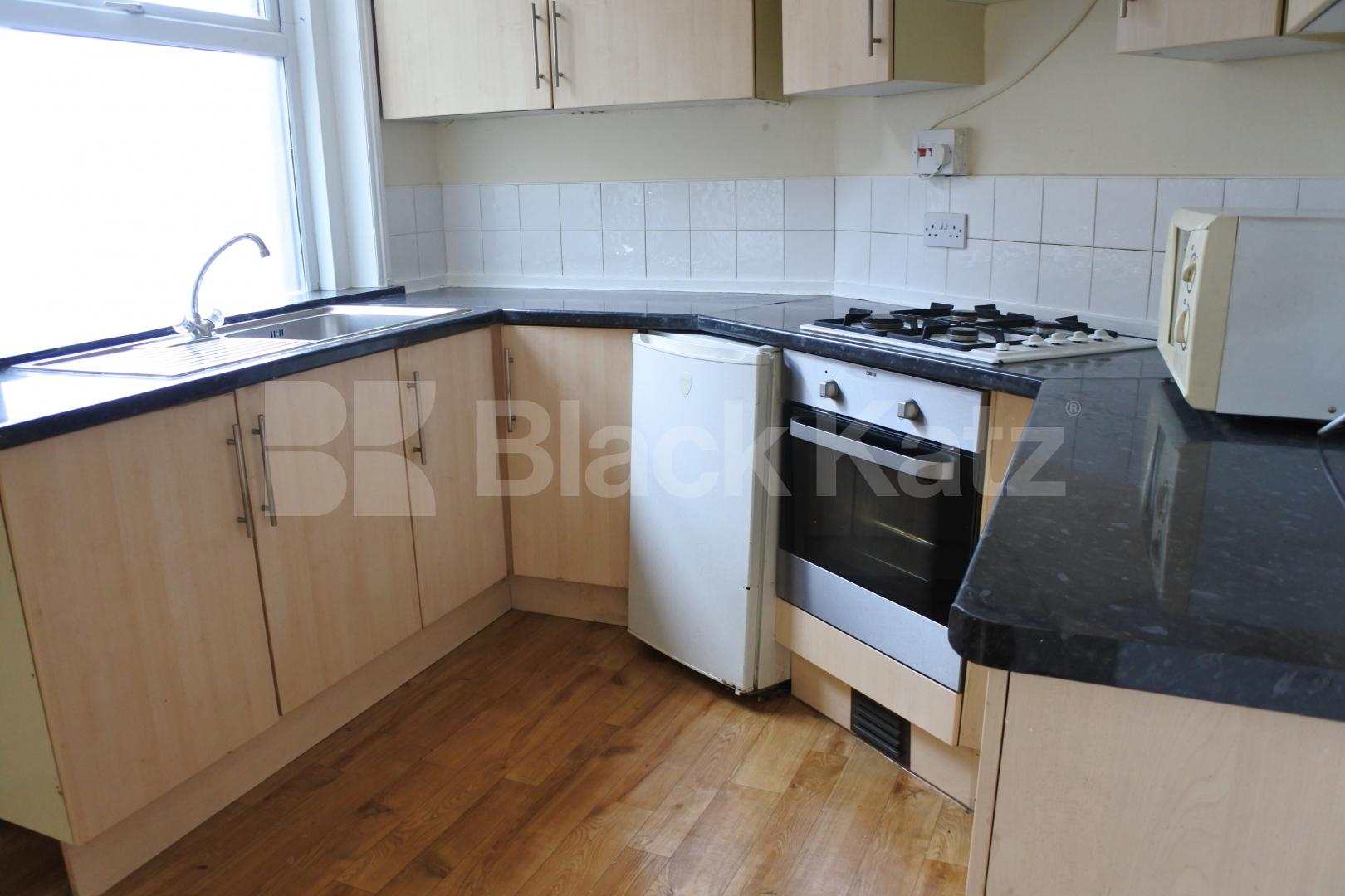			3 Bedroom, 1 bath, 1 reception Flat			 Lordship Lane, Wood Green