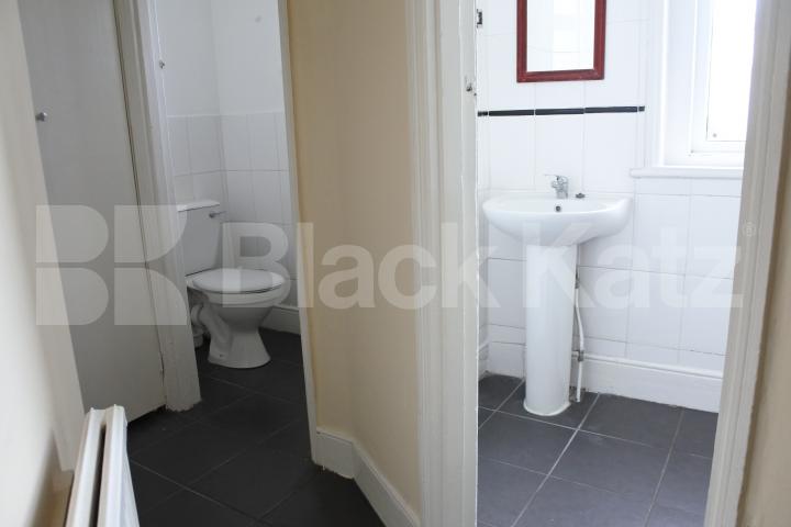 			3 Bedroom, 1 bath, 1 reception Flat			 Lordship Lane, Wood Green