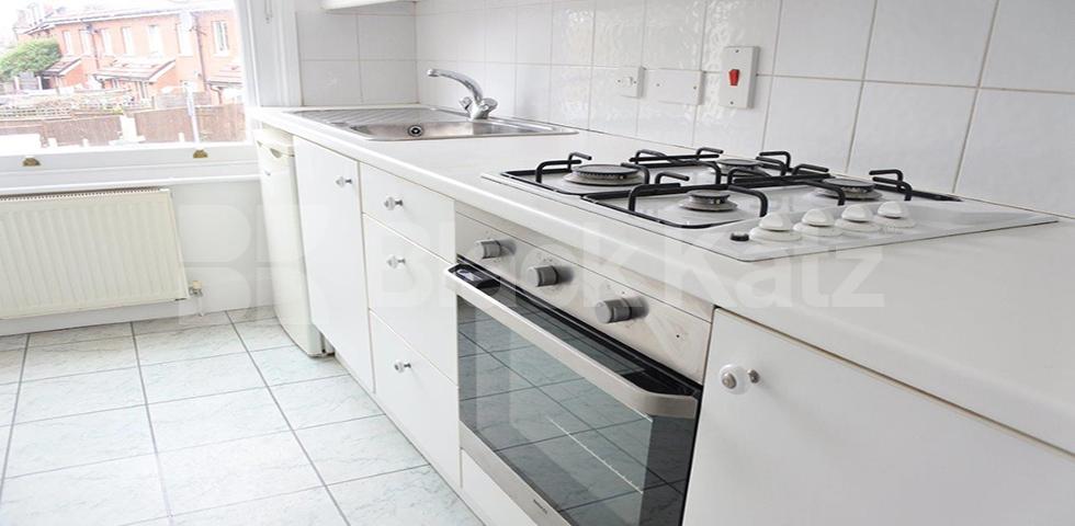 			2 Bedroom, 1 bath, 1 reception Flat			 Inderwick Road , Crouch End