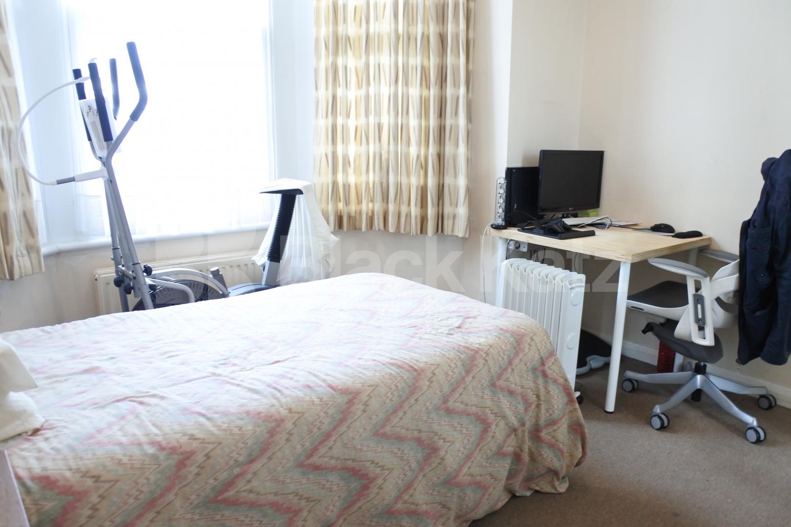 			2 Bedroom, 1 bath, 1 reception Ground Floor Flat			 The Limes Avenue, Arnos Grove