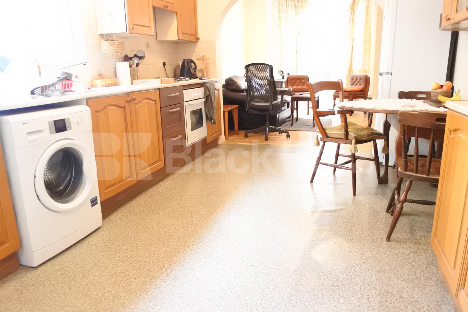 			2 Bedroom, 1 bath, 1 reception Ground Floor Flat			 The Limes Avenue, Arnos Grove