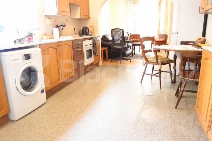 			2 Bedroom, 1 bath, 1 reception Ground Floor Flat			 The Limes Avenue, Arnos Grove