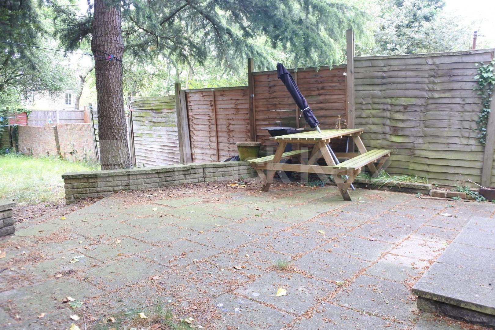 			2 Bedroom, 1 bath, 1 reception Ground Floor Flat			 The Limes Avenue, Arnos Grove