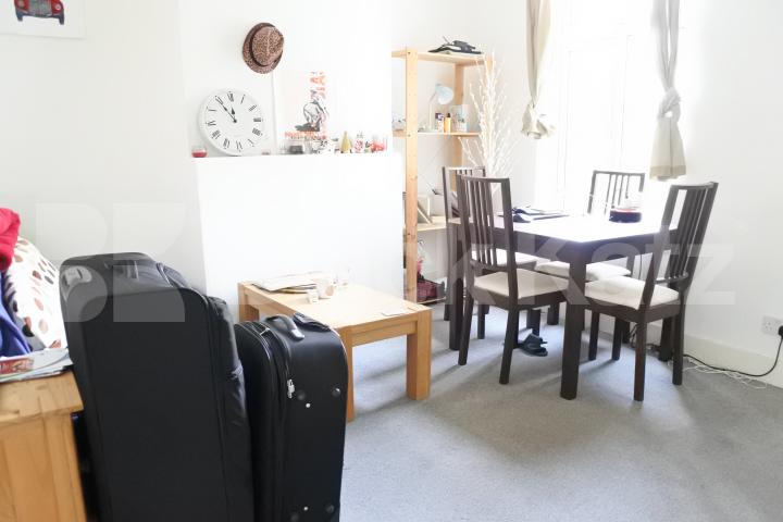 			Whole house!, 3 Bedroom, 1 bath, 1 reception House			 Clarendon Road, Turnpike Lane