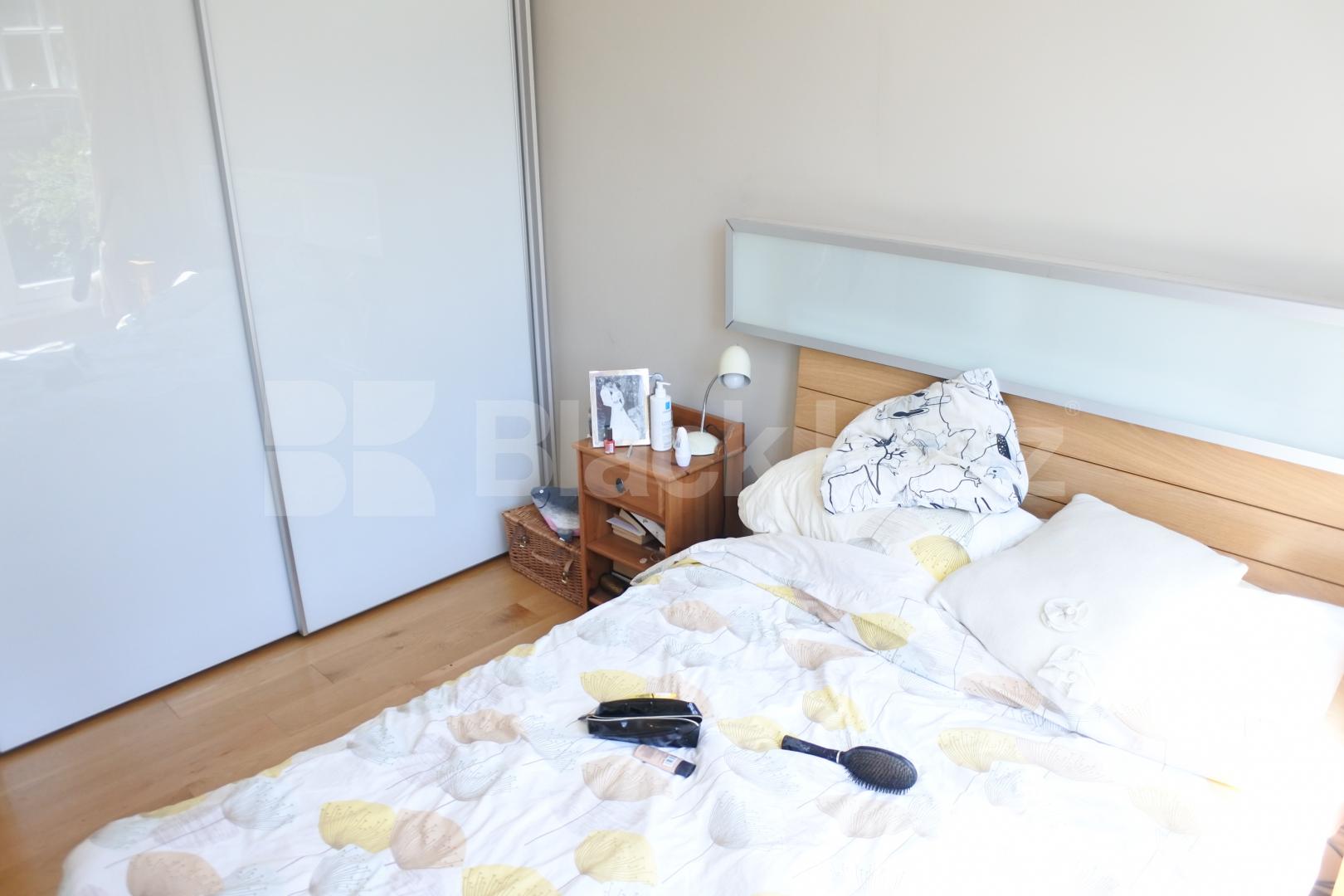 			1 Bedroom, 1 bath, 1 reception Apartment			 Princes Avenue, Muswell Hill