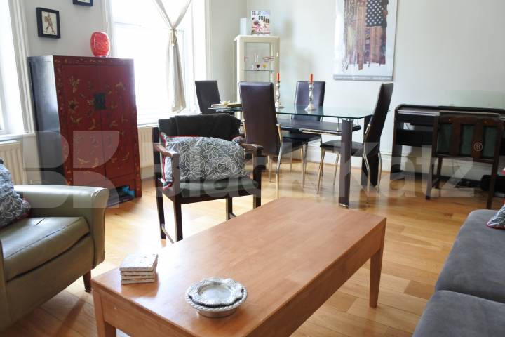 			Stunning 2 bedroom flat with private outdoor space, 2 Bedroom, 1 bath, 1 reception Apartment			 Park Road , Crouch End