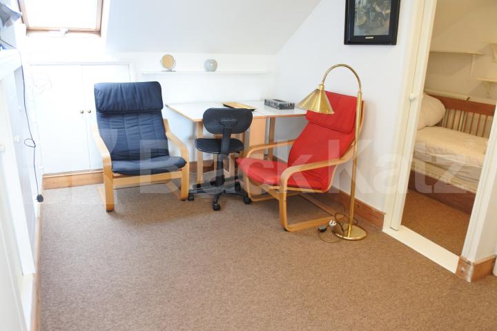 			Studio Apartment, 1 bath, 1 reception Studio			 Inderwick Road, Crouch End