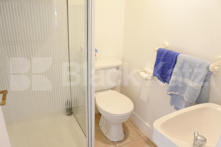 			Studio Apartment, 1 bath, 1 reception Studio			 Inderwick Road, Crouch End