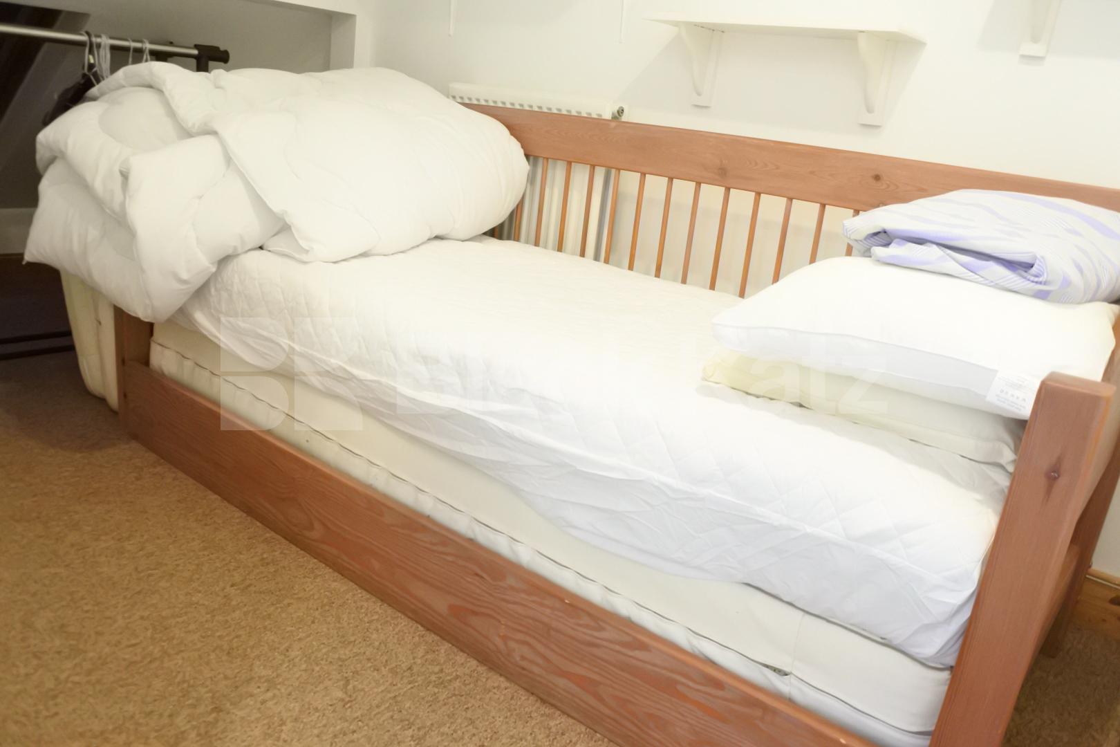 			Studio Apartment, 1 bath, 1 reception Studio			 Inderwick Road, Crouch End