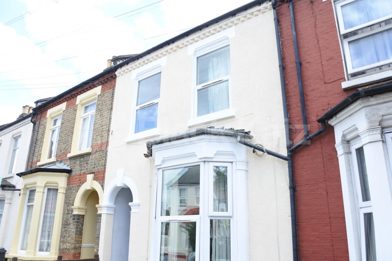 			NEW INSTRUCTION!, 2 Bedroom, 1 bath, 1 reception Flat			 Anthill Road , Tottenham Hale/Seven Sisters 