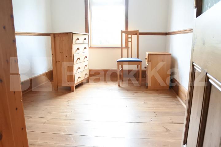 			4 Bedroom, 1 bath, 1 reception House			 Park Road, Crouch End